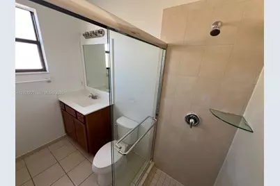 9399 W 33rd Ln, Hialeah, FL 33018 - Photo 38