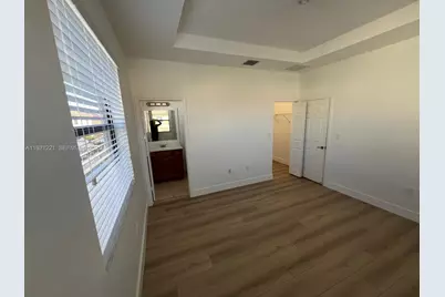 9399 W 33rd Ln, Hialeah, FL 33018 - Photo 34