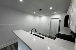 2034 Taylor St, Hollywood, FL 33020 - Photo 18