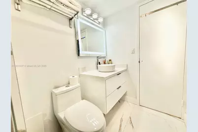 3140 S Ocean Dr #512, Hallandale Beach, FL 33009 - Photo 38