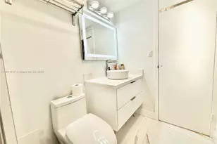 3140 S Ocean Dr, Hallandale Beach, FL 33009 - Photo 38