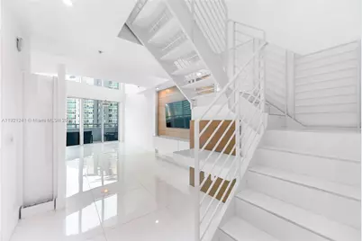 60 SW 13th St #2626, Miami, FL 33130 - Photo 4