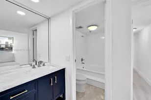 16570 NE 26th Ave, North Miami Beach, FL 33160 - Photo 18