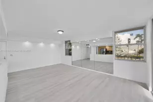 16570 NE 26th Ave, North Miami Beach, FL 33160 - Photo 10