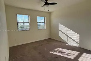 10600 NW 88th St, Doral, FL 33178 - Photo 14