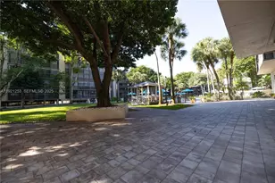 2810 N 46th Ave, Hollywood, FL 33021 - Photo 18