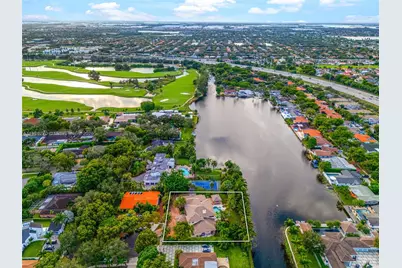 7225 Gleneagle Dr, Miami Lakes, FL 33014 - Photo 92