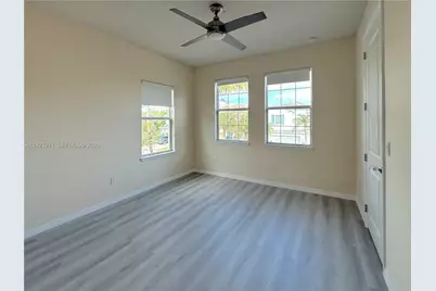 4352 Large Leaf Ln, Hollywood, FL 33021 - Photo 22