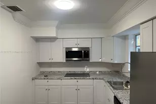 102 NE 122nd St, North Miami, FL 33161 - Photo 4