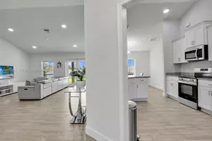 2405 Nelson Rd, Cape Coral, FL 33393 - Photo 6