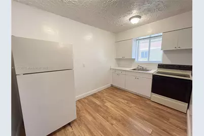 641 NE 86th St #3, Miami, FL 33138 - Photo 1