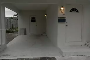 7260 Allen Dr, Hollywood, FL 33024 - Photo 1