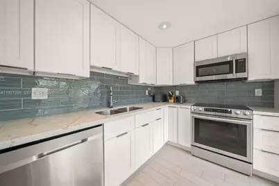 429 Poinciana Island Dr #1415, Sunny Isles Beach, FL 33160 - Photo 18