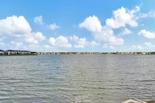 15481 NW 91st Ct, Miami Lakes, FL 33018 - Photo 24