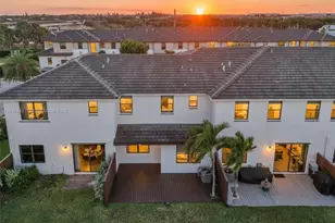 15481 NW 91st Ct, Miami Lakes, FL 33018 - Photo 4