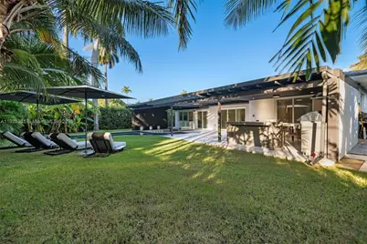 10618 NE 11th Ct, Miami Shores, FL 33138 - Photo 16