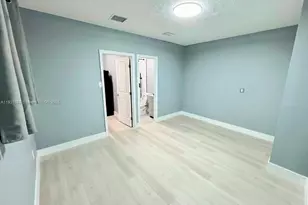 321 NW 93rd Ave, Pembroke Pines, FL 33024 - Photo 2