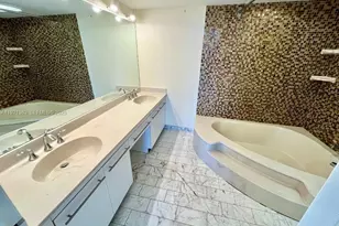 4000 Towerside Terrace, Miami, FL 33138 - Photo 16