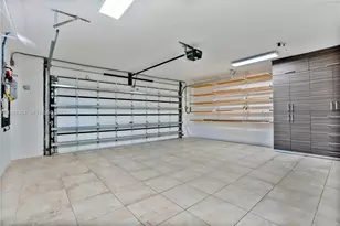 2130 NE 122nd Rd, North Miami, FL 33181 - Photo 46