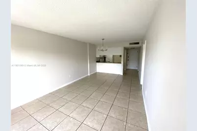 16465 NE 22nd Ave #513, North Miami Beach, FL 33160 - Photo 8