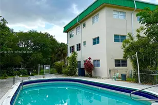 1450 Atlantic Shores Blvd, Hallandale Beach, FL 33009 - Photo 20