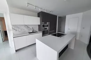 851 NE 1st Ave, Miami, FL 33132 - Photo 18