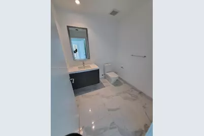 851 NE 1st Ave #2008, Miami, FL 33132 - Photo 10