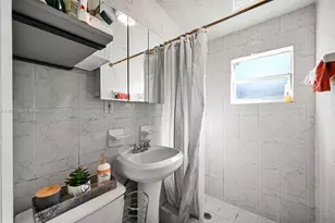 2040 NW 34th St, Miami, FL 33142 - Photo 32