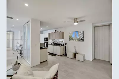 1000 Brickell Plz #PH5103, Miami, FL 33131 - Photo 4