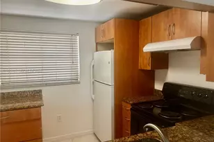 10865 SW 112th Ave, Miami, FL 33176 - Photo 8