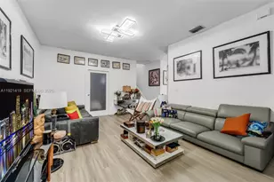 5610 NW 107th Ave, Doral, FL 33178 - Photo 4