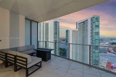 851 NE 1st Ave #4009, Miami, FL 33132 - Photo 4