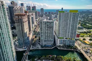 690 SW 1st Ct, Miami, FL 33130 - Photo 18