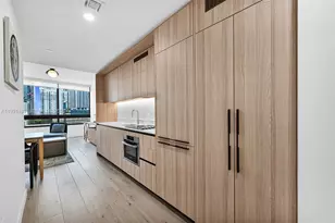 225 N Miami Ave, Miami, FL 33128 - Photo 8