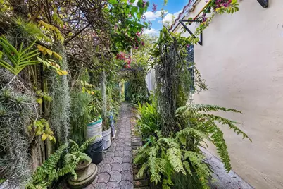 37 NE 44th St, Miami, FL 33137 - Photo 44