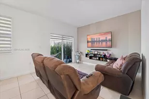 2641 SE Se 12th St, Homestead, FL 33035 - Photo 10