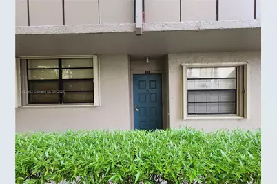 900 Colony Point Cir #107, Pembroke Pines, FL 33026 - Photo 1