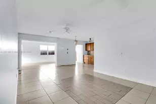 7332 Bay Hill Dr, Hialeah, FL 33015 - Photo 22