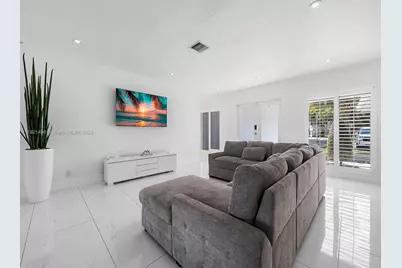 6951 S Miami Lakeway S, Miami Lakes, FL 33014 - Photo 20
