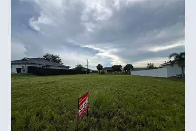 2118 NE 5th Ave, Cape Coral, FL 33909 - Photo 8