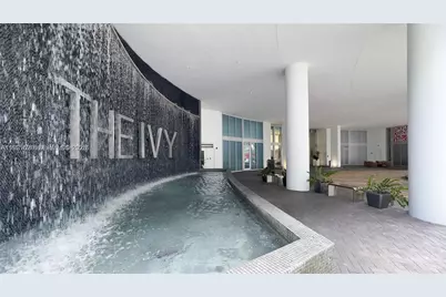 90 SW 3rd St #4105, Miami, FL 33130 - Photo 2