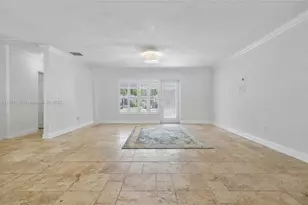 925 NE 92nd St, Miami Shores, FL 33138 - Photo 10
