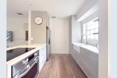 2750 SW 28th Ct #2750, Miami, FL 33133 - Photo 4