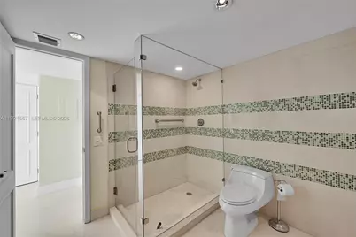 936 Intracoastal Dr #15H, Fort Lauderdale, FL 33304 - Photo 32