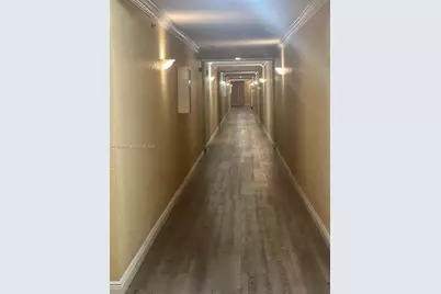 2475 NW 16th St Rd #611, Miami, FL 33125 - Photo 4