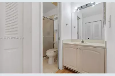 160 SE 7th St #405, Deerfield Beach, FL 33441 - Photo 10