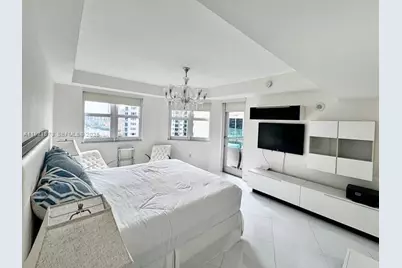 20000 E Country Club Dr #1207, Aventura, FL 33180 - Photo 20