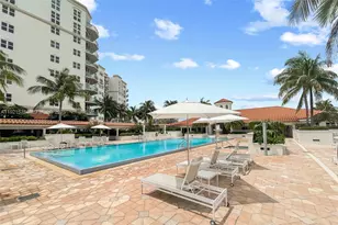 19900 E Country Club Dr, Aventura, FL 33180 - Photo 28