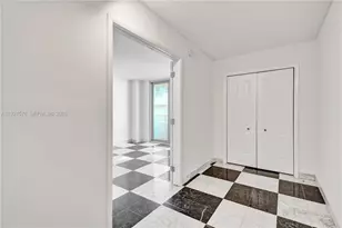 5555 Collins Ave, Miami Beach, FL 33140 - Photo 10