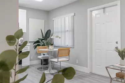 1350 NE 5th Ter #5, Fort Lauderdale, FL 33304 - Photo 8